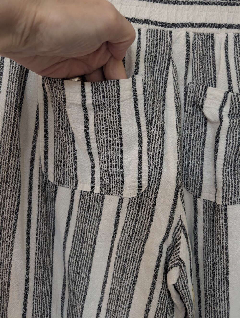 Rewind Striped Linen Blend Wide-Leg Paper Bag Pants - Black & White - Picture 10 of 14